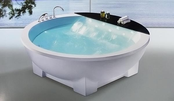 Round Bathtub